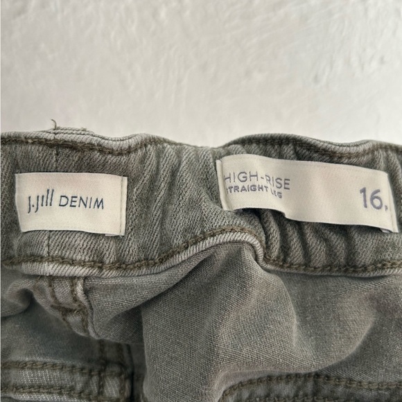 J. Jill High Rise Straight Leg Utility Jeans in Olive Green Size 16 Petite - Picture 3 of 5